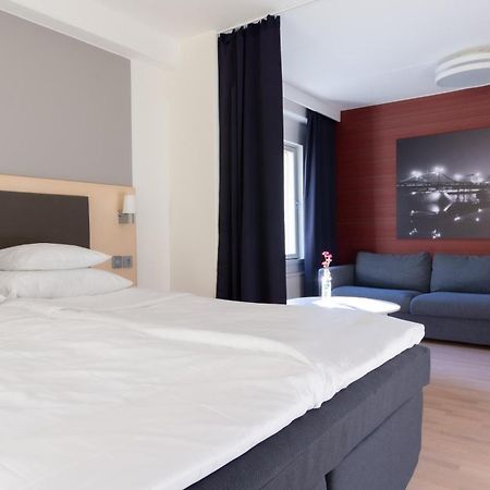 Torget Aparthotel Pori Buitenkant foto