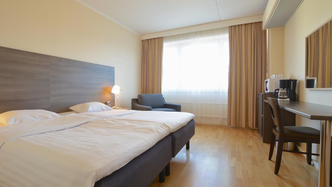 Torget Aparthotel Pori Buitenkant foto