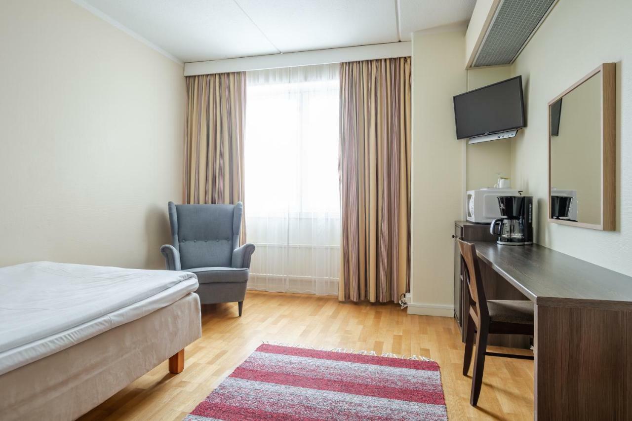 Torget Aparthotel Pori Buitenkant foto